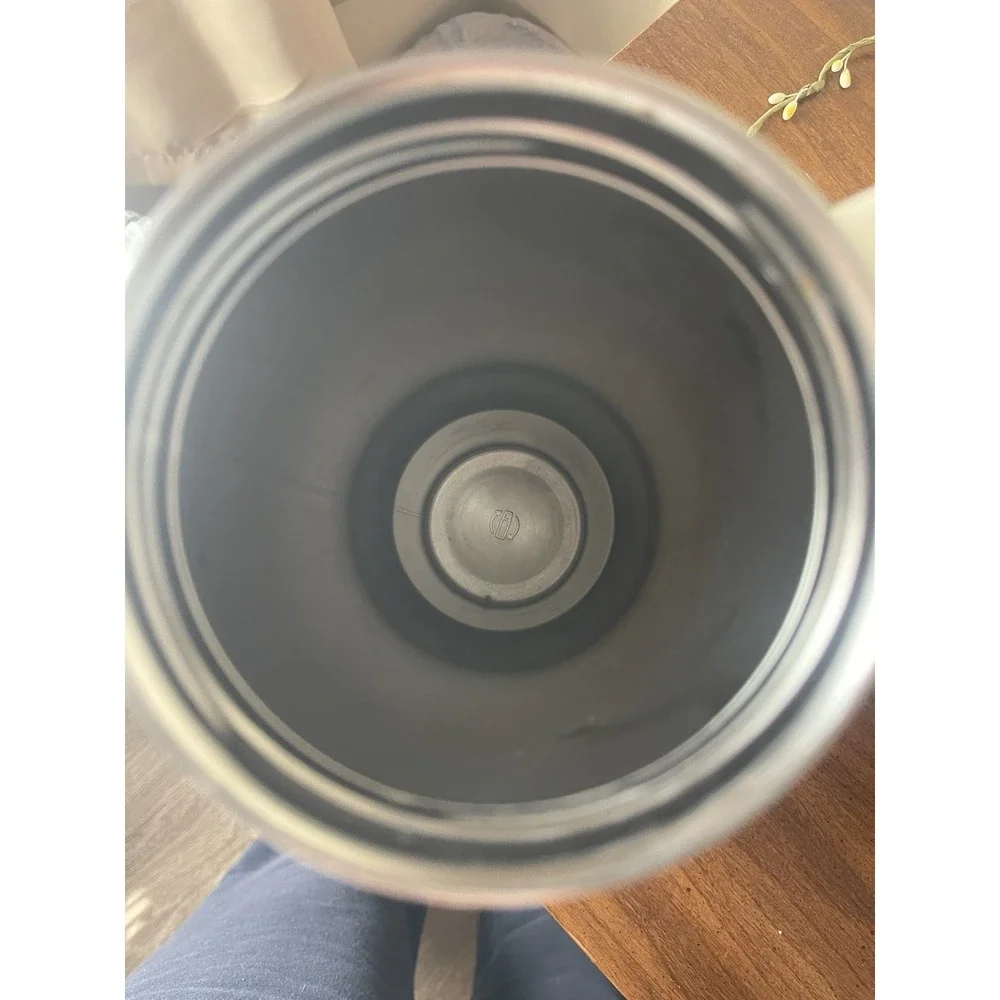 Stanley 40oz Quencher Tumbler Outdoors Cream Gloss - Picture 4 of 5
